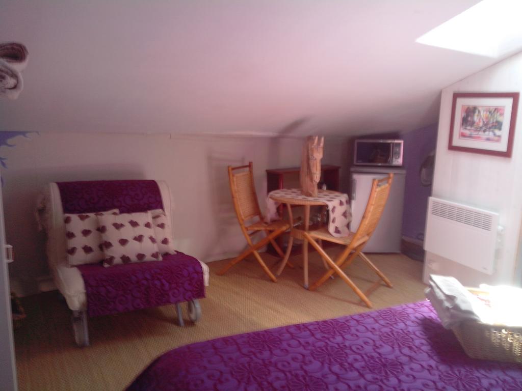 Bed and Breakfast Le Clos De La Source Le Bousquet-d'Orb Pokoj fotografie